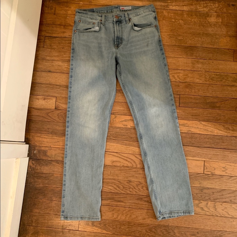 31x32-
WORN BUT IN EXCELLENT CONDITION-  
WILLING TO NEGOTIATE-
FAST SHIPPING